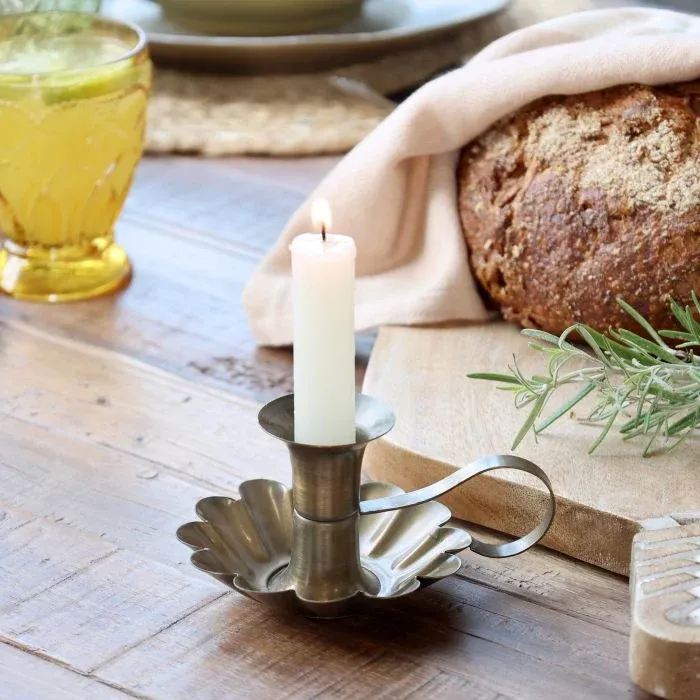 Kammerbühne mit Blumenrand – Chic Antique