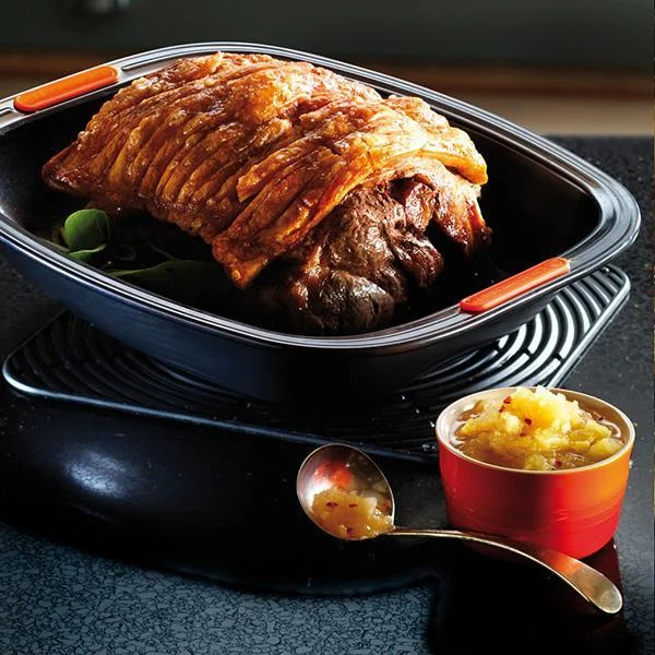 Bandeja antiadherente alta para horno Le Creuset - Claudia&Julia